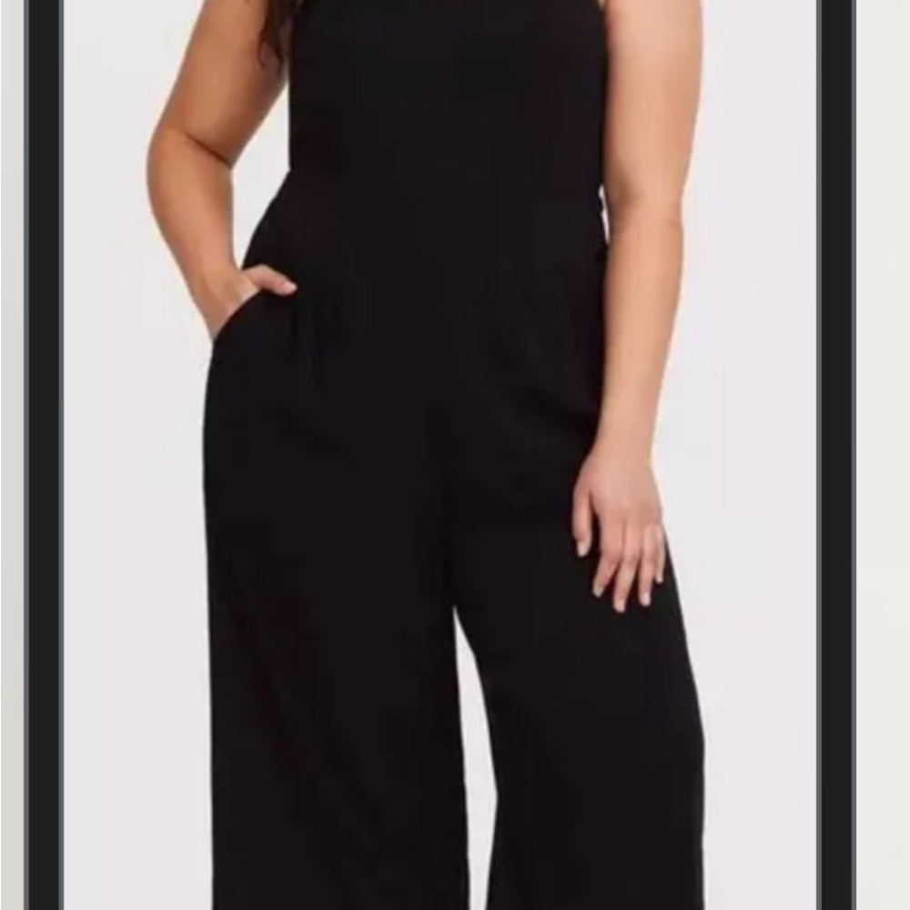 Torrid crop jumpsuit size 6 NWTElegant Black Jumpsuit
